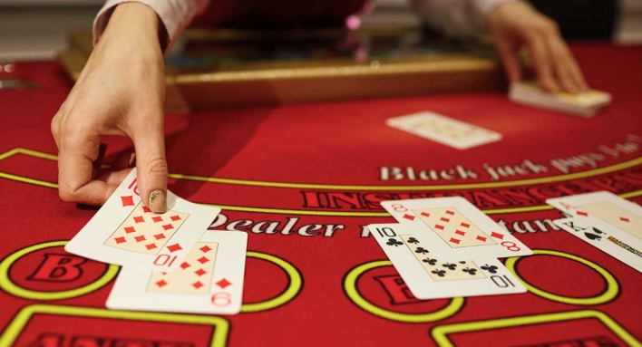 Chiến thuật thắng lớn khi chơi blackjack từ cao thủ